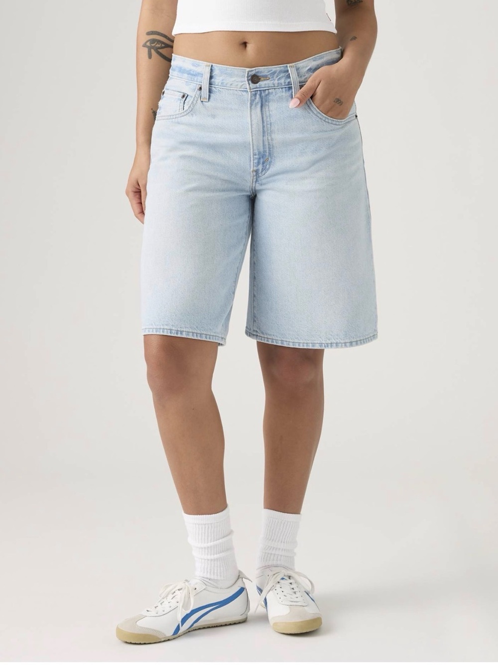 NWT Levi's Light Blue Women's Baggy Dad Jorts